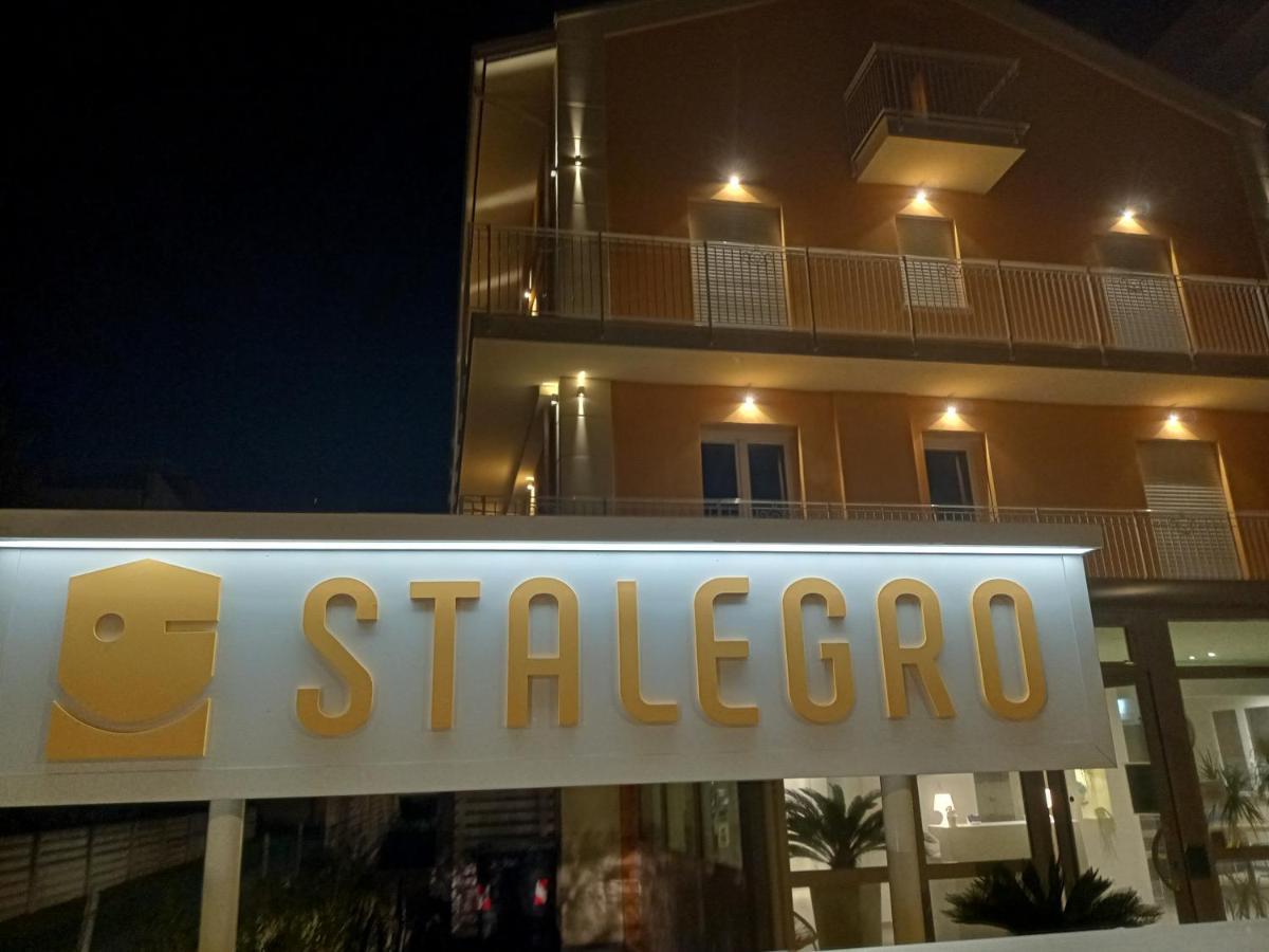 Stalegro Aparthotel *